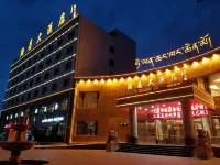 Haiyan Hotel - parking