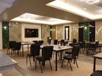 Primus Hotel and Resort