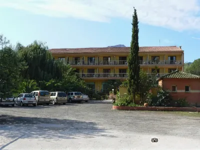 Hotel Cyrnea Hoteles en 