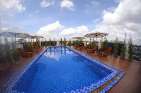 Azalea Park View Hotel - Rooftop Pools