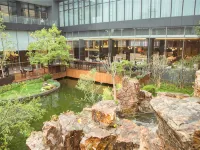 Golden Tulip  Shanghai Hong Qiao Hotels near Changning