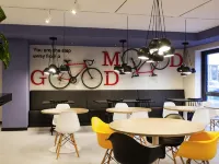 ibis Styles Haarlem City - breakfast