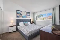 Desert House in Joshua Tree/Yucca Valley with Pool & Hot Tub - Homestays