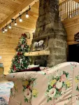 Pretty Cabin Right Next to Dale Hollow State Park Entrance! with Boat Parking.