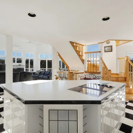 MV Beach Escape - Spacious Katama Beach House. Booking 2027
