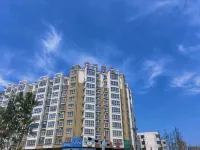 Weihui Yiju Hotel (Bus Station) Hotels in Weihui