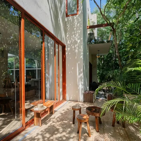 ¡TIKAL! Luxury 4BR Private Pool & Gym, 24/7 Security