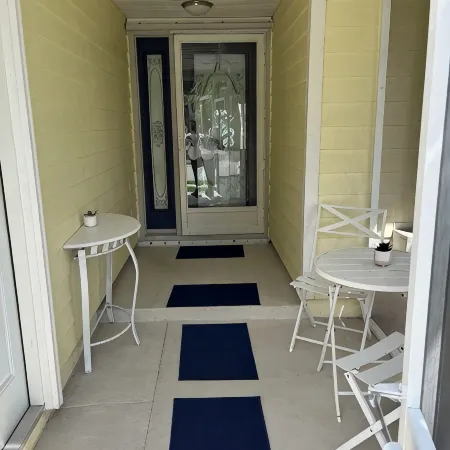 Charming 3-bedroom pool home on the lake with spectacular sunsets & close to all