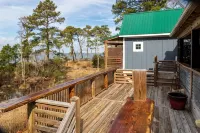 Waterfront Treasure - Main WIE House