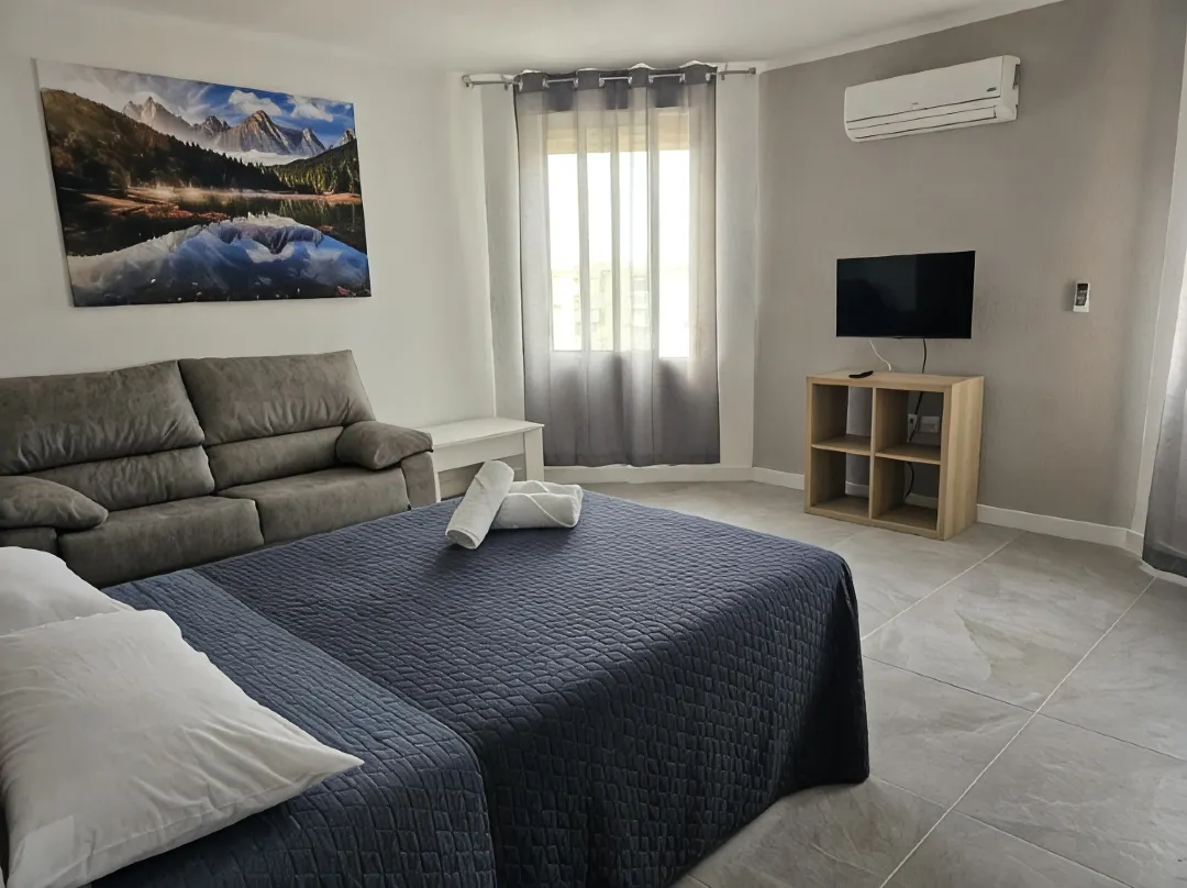 Hotel Velis - Vélez-Málaga