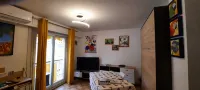3min walk BEACHES, PARKING Town Hall, Pedestrian street Quiet 42 m2 CLIM 3p max