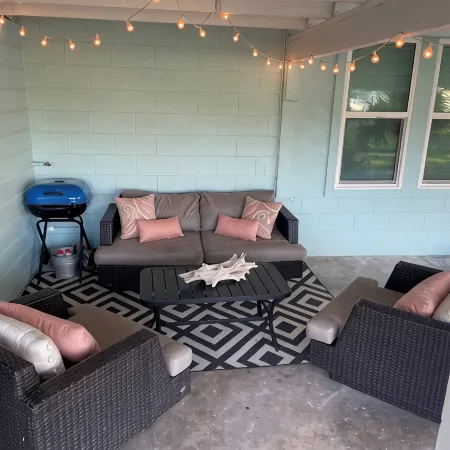Newly remodeled coastal cottage 3 blocks from the water!