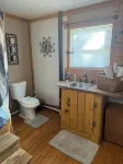 CWR Cottage - A cozy cottage in a quiet country setting