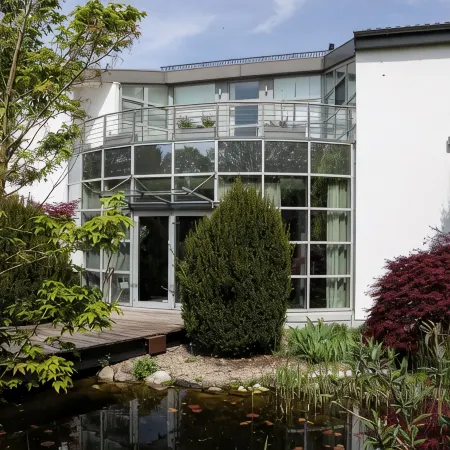 ~ Regensburg Schönstes Appartment an der Donau~ Отели в г. Зинцинг