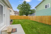 Cedar Falls Gem: Vintage Home With Modern Comforts Near Historic Downtown!