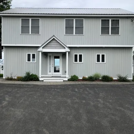 Brand New 5 Bedroom Lux Sylvan Beach House W Private Beach & Free WIFI