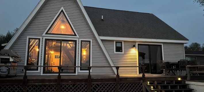 Beautiful lakefront home directly on Hubbard Lake, East Shore Hotels in Alcona County