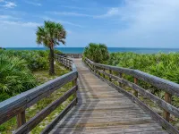 Cozy Modern Studio Getaway in Pinellas Park Hotels in Pinellas Park