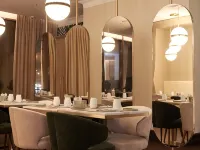 River Palace Hotel Hotels near Dumskaya Ul