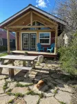 Downtown Cozy Red Cabin