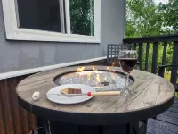 Cozy Cabin - Walk to Lake Granby - Family Friendly - Chalets