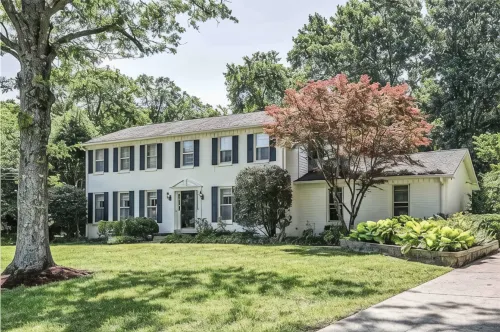The White Colonial.  Minutes to Downtown Franklin. - 3성급
