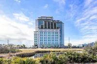 The Oasis -Phoenix West ll Fabulous Condo Rental  with Same Level Parking - ジャグジー