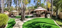 Tropical Paradise 4 Bedroom Home sleeps 10 - Private Pools