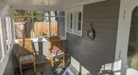 Downtown, beautifully remodeled entire home - 4-Star