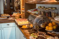 Vila Bisera - breakfast
