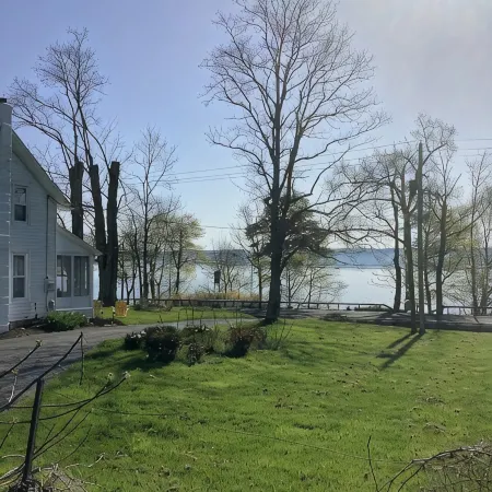 New Dock with Large Platform. Bring the Boat! Lakefront Farmhouse.