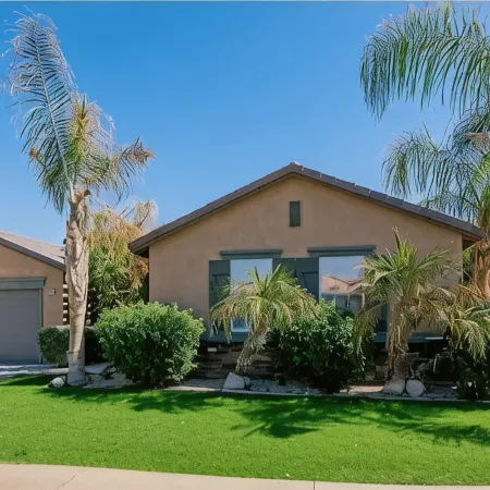 Stylish home with private pool & spa and game room.  Near Festivals & La Quinta.