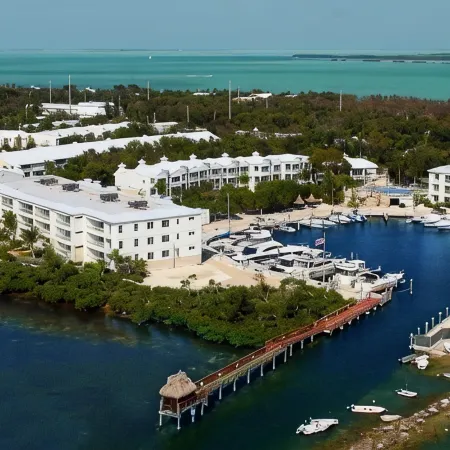 Ohana Cay 4 Bed & 4 Bath Unit 906 @Mariners Club - Sleeps 10!!