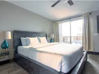Modern, Spacious Loft in Douglas with Free Parking! Hotels in Douglas