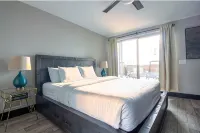 Modern, Spacious Loft in Douglas with Free Parking!