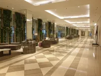 Cosmy Tanglin Apartment at Pakuwon Mall Sambikerep otelleri