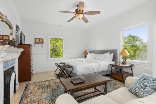 Private 12-Acre Mountain Estate with Blue Ridge Views, Game Room & Sleeps 20 - balcony