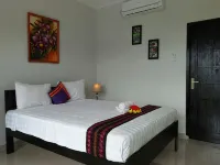 CF Komodo Hotel - View biển