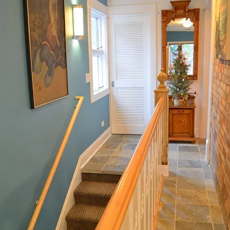 Exceptional Harborfront Chef's Kitchen Great deck/harbor views