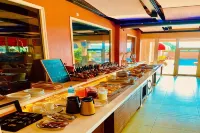 Home Suites Boutique Hotel Freetown - breakfast