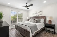 Private Beach Oasis with Pool, Hot Tub, Outdoor TV & Bikes, Near Alys + Rosemary - Pools