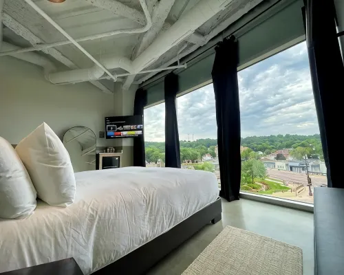 Arch + Cable Hotel Các khách sạn ở Mankato