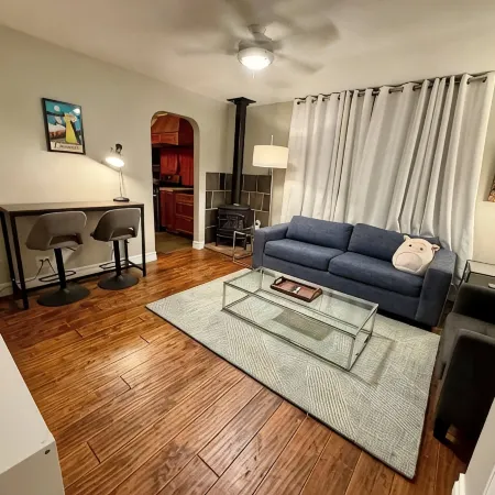 Renton Gem: 2BR Near Airport, Landing, Southcenter, Bellevue, Seattle