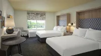 ホリデイ イン フレデリックスバーグ カンファレンス センター by IHG - 駐車場