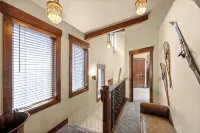 Empire Chalet Steps to Skiing at Park City Resort - بيت ضيافة