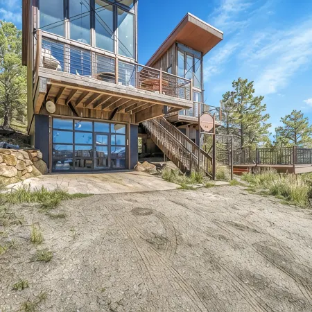 Off-grid Masterpiece Cabin W/ Breathtaking View