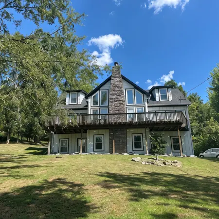 Cardinal's Nest - Secluded 9+ Acres, 3,000+ sq. ft., firepit in Columbia, TN