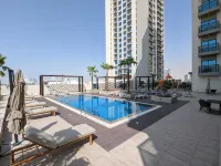 Stylish Studio Apartment at RMT Residence with Gym, Pool and Free Parking - parking