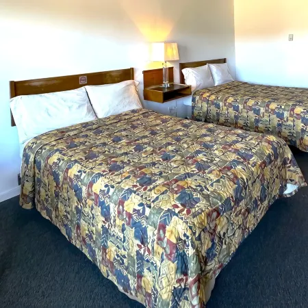 Country Squire Motor Inn