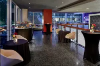 Courtyard Portland City Center - bar